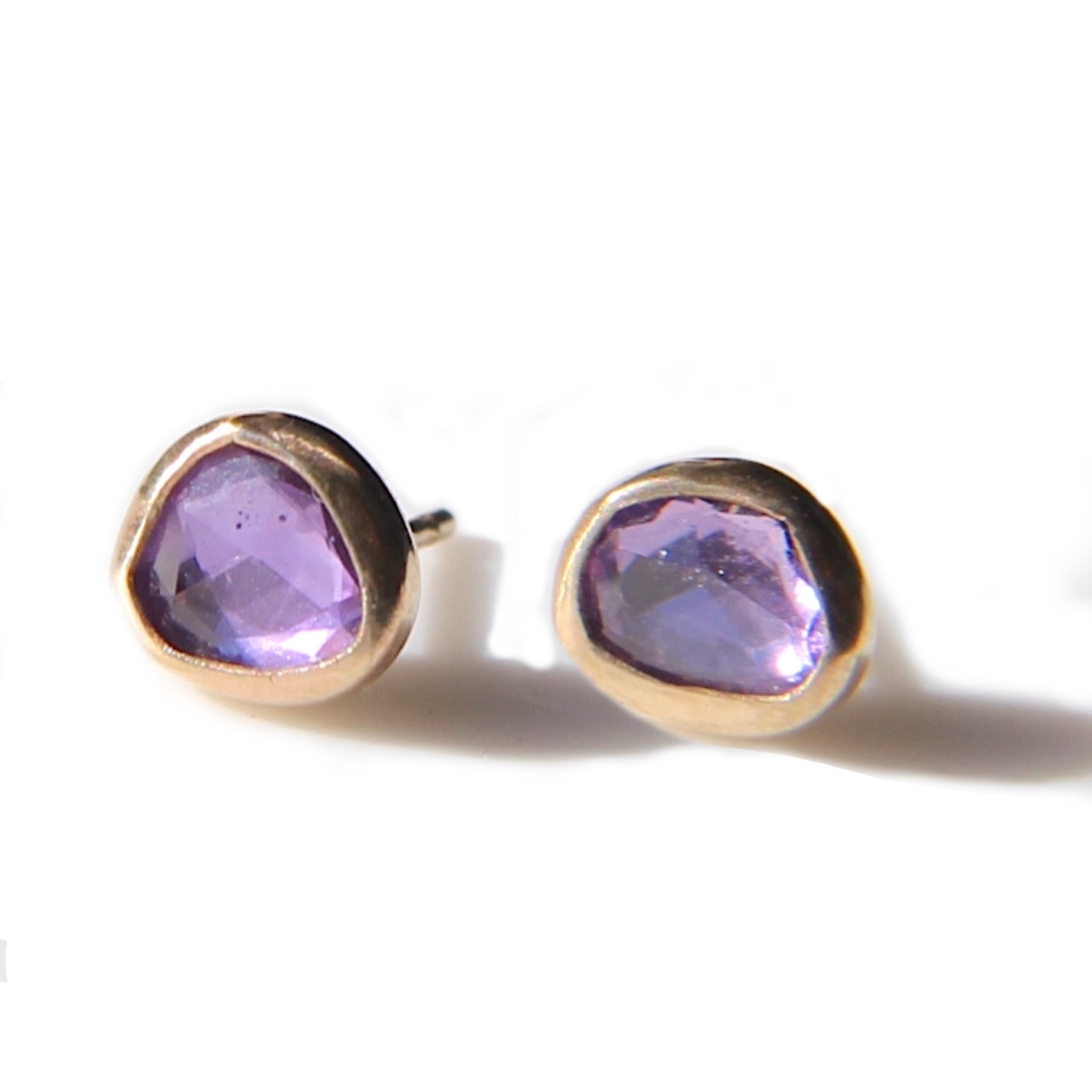 Bright Purple Sapphire Stud Earrings in gold